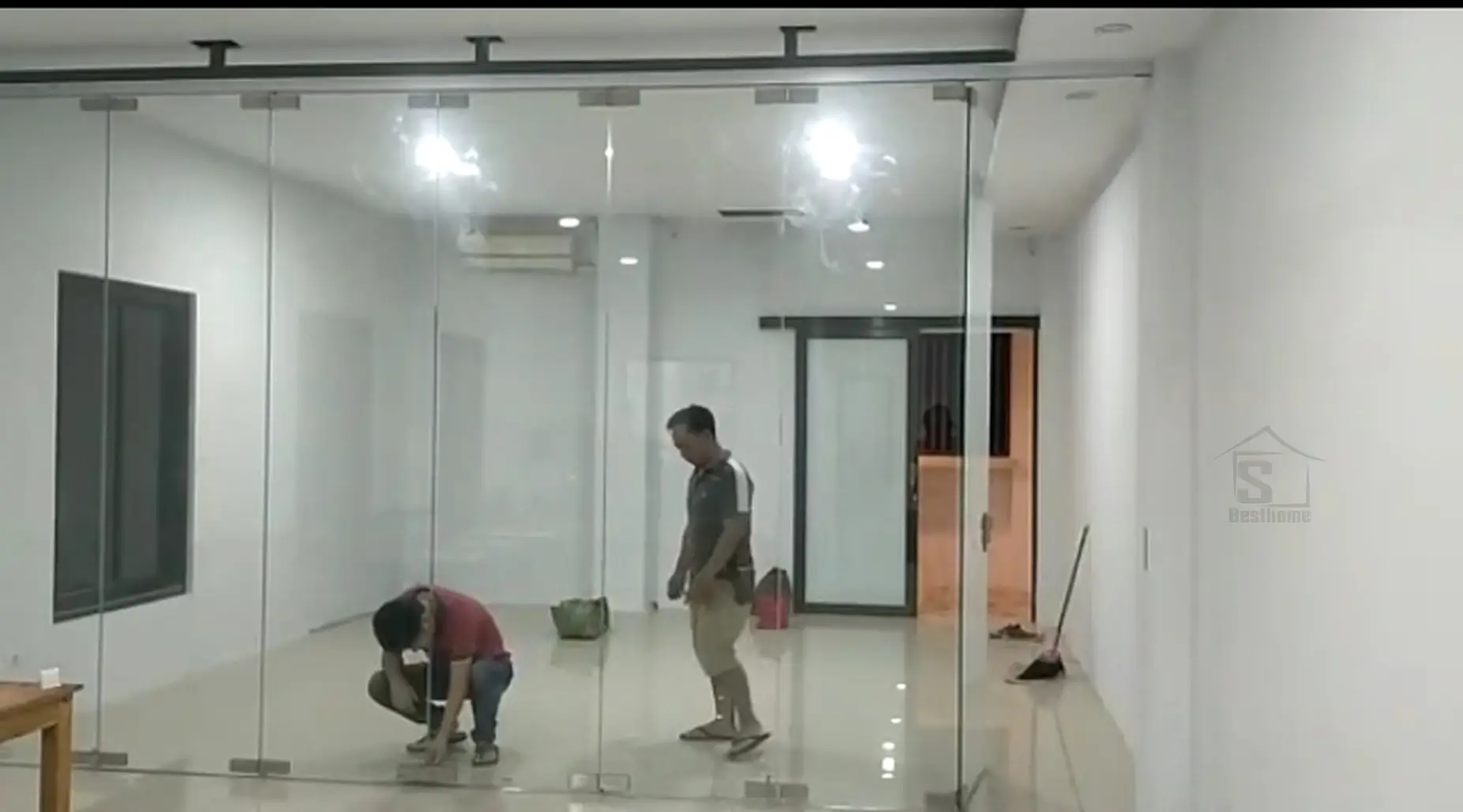 Pintu Folding & Sliding Kaca Temperred